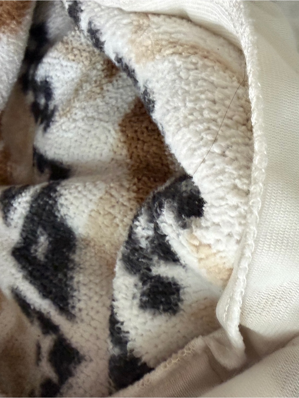 Columbia Cream, Brown & Black Sherpa Pullover quarter zip pullover, M - Picture 10 of 11